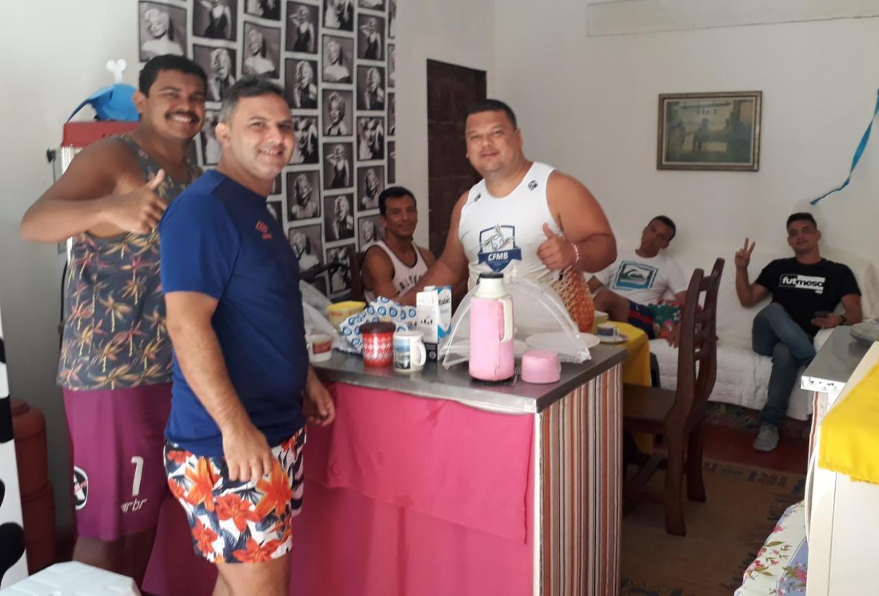 Perto Do Aeroporto De Salvador - Dona Pitanga Hostel Lauro de Freitas Luaran gambar